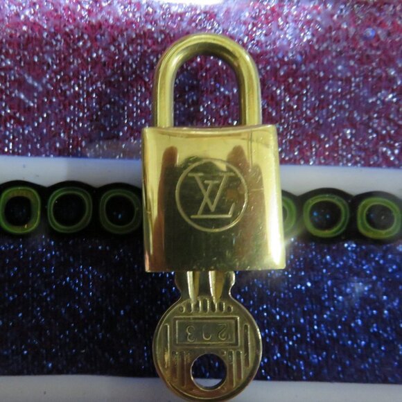 Louis Vuitton Gold Brass 200 Series lock and key 203 206 226 - Picture 1 of 4
